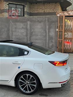 Kia Cadenza
